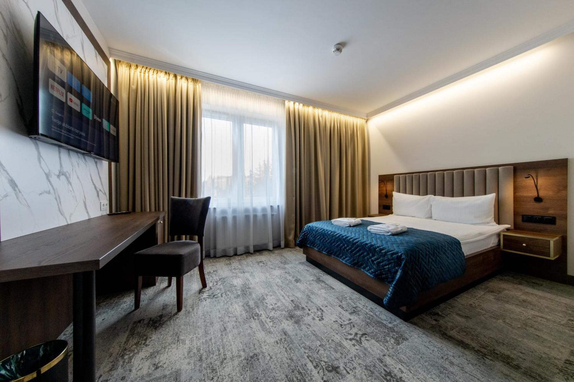 Sleep&Fly Okecie Warsaw Airport Bed & Breakfast Dış mekan fotoğraf